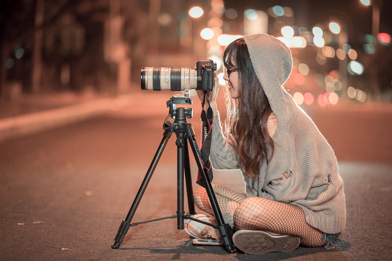 night, camera, photographer, photo, picture, outdoors, urban, canon, shooting, woman, girl, tourist, brown city, brown camera, brown night, camera, camera, camera, camera, camera, photographer, photographer, photo, girl