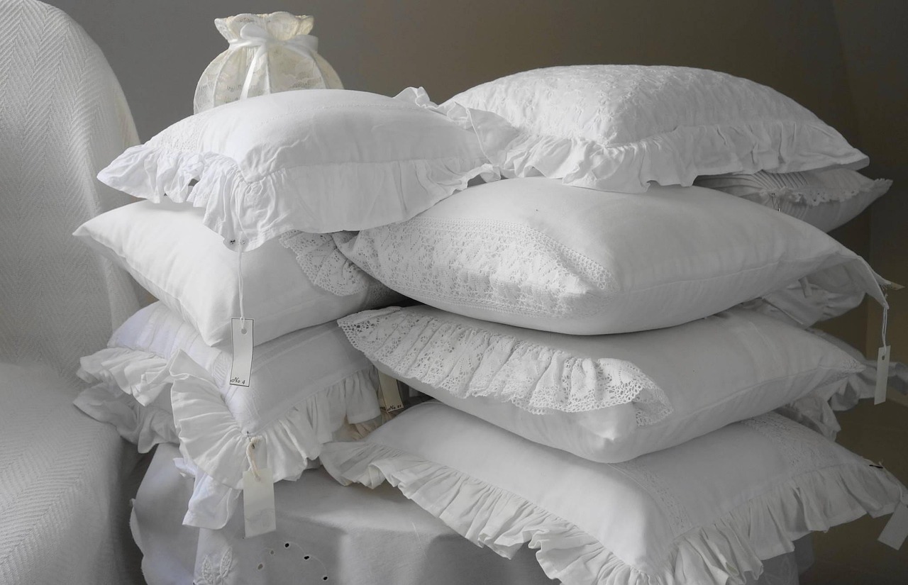 cushion, pillows, pillow, the scenery, bedroom, white, frill, linen, rest, flax, elegance, sofa, convenience, pillows, pillow, pillow, pillow, pillow, pillow