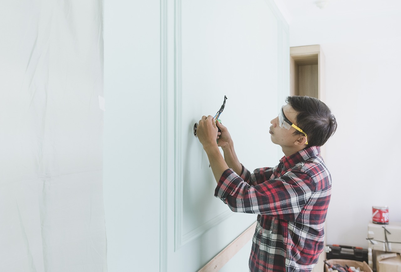 man, worker, working, home, maintenance, safety, repair, photography