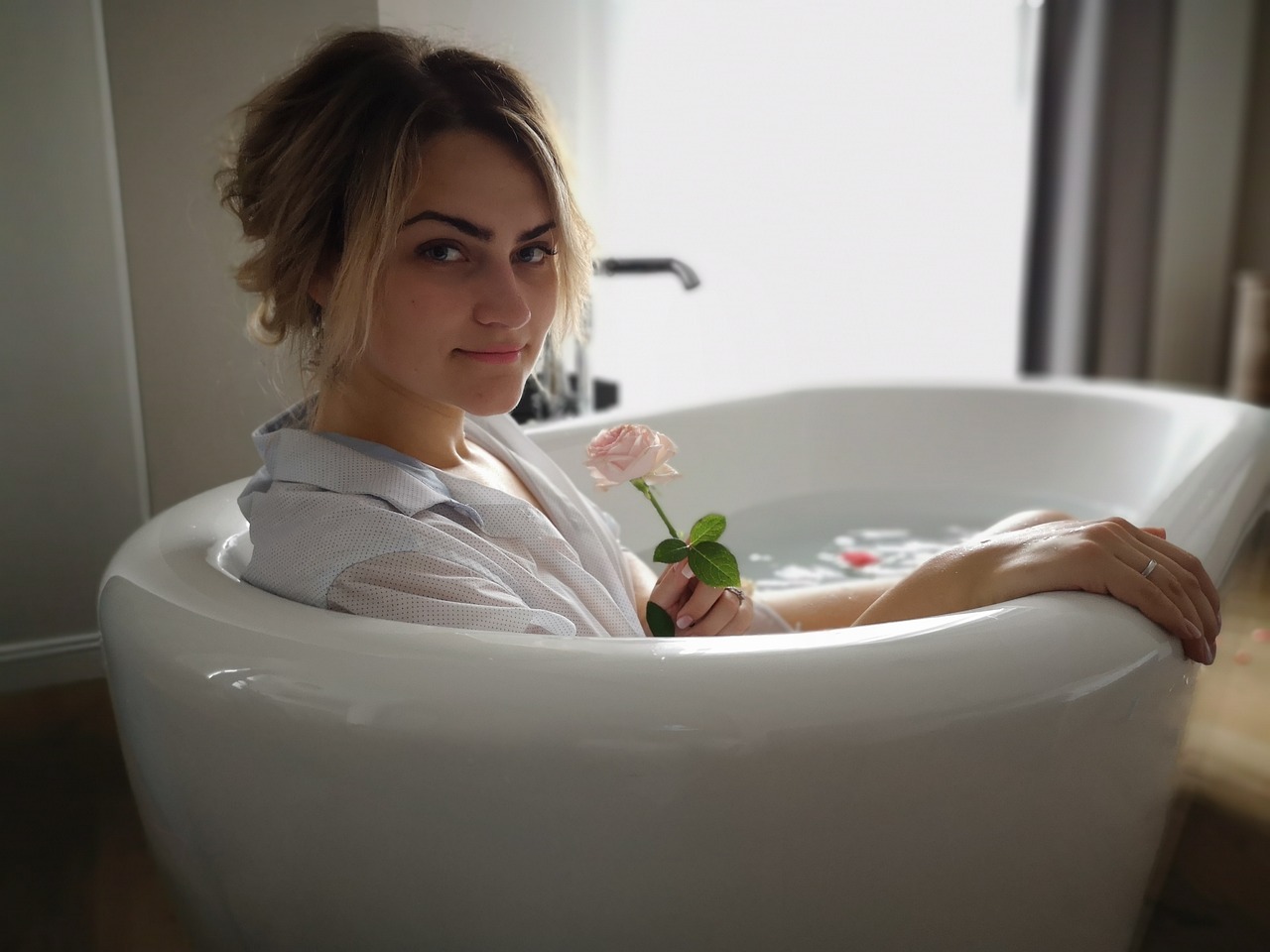 girl, model, flower wallpaper, nature, bathtub, bathe, woman, fashion, bath, flower, rose, beautiful flowers, pose, rose flower, portrait, bathtub, flower background, bathtub, bathtub, bathtub, bathtub