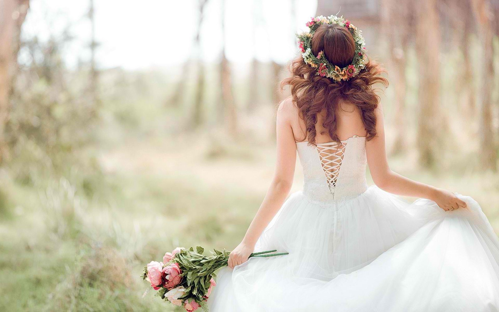 Bride Woman Outdoor.jpg