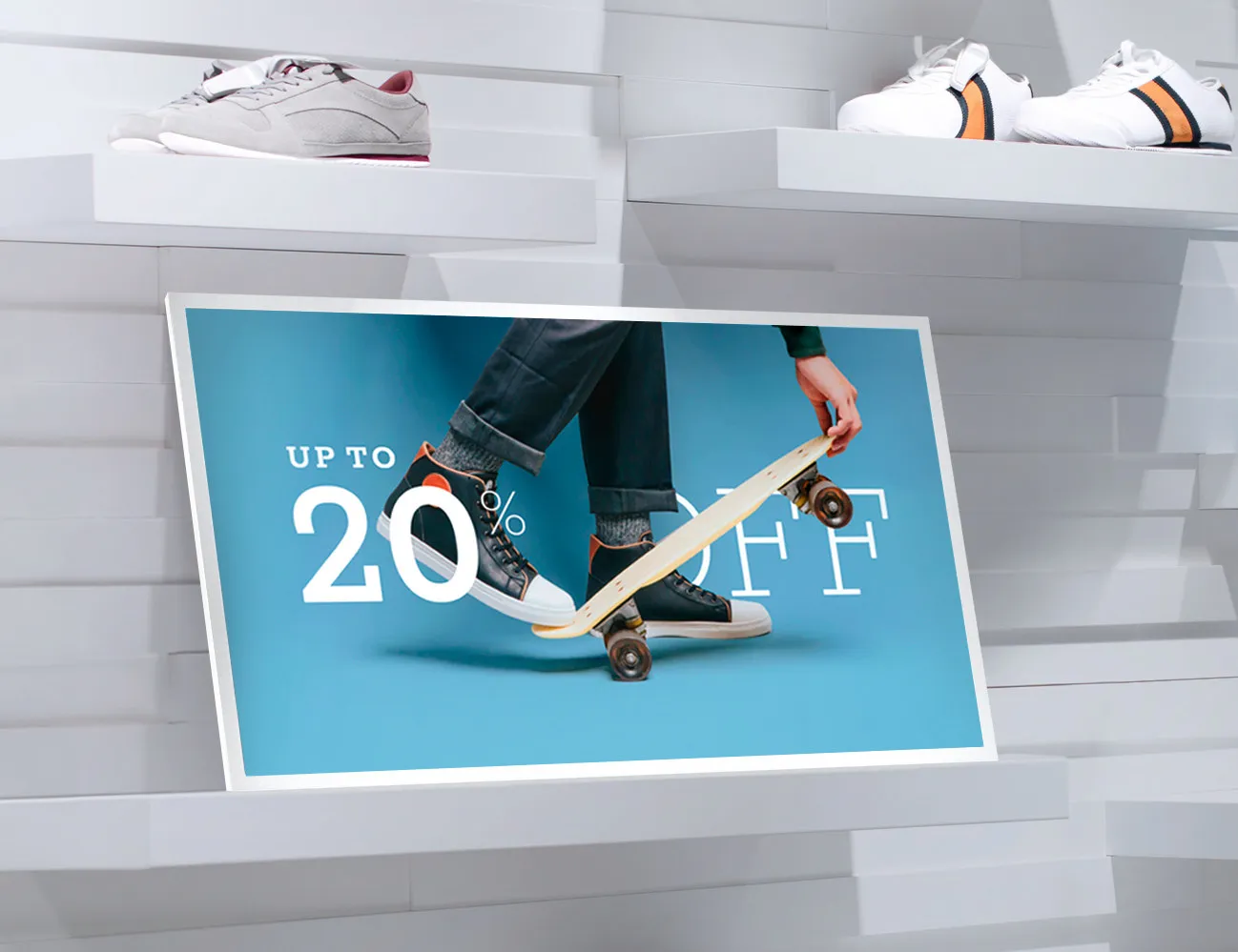 Samsung 32 inch EM32DX color E paper Display