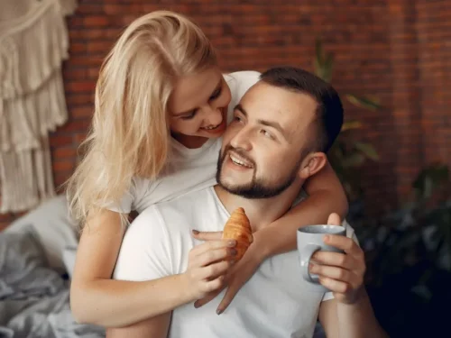 Seksualiniai moterų tipai: brandūs moterų seksualumo tipai, moteris ir jos seksualinis gyvenimas, apsimetinėjimas dėl partnerio, sekso veiksniai - skonis ir nuotaika