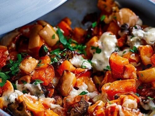 Šventinis žaliavalgiškas Kūčių stalas pagal Protėvių papročius