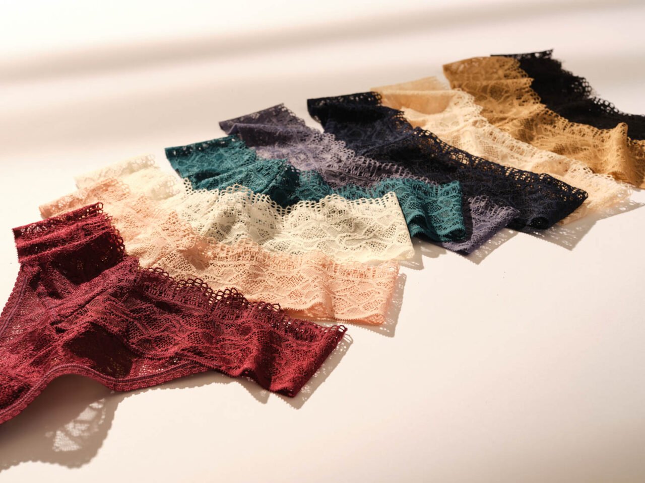 Apatinis trikotažas: kaip sulankstyti kelnaites?