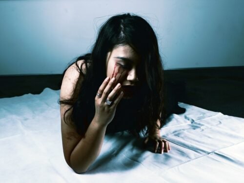 Kaip savižudybė paveikia šeimą ir draugus?